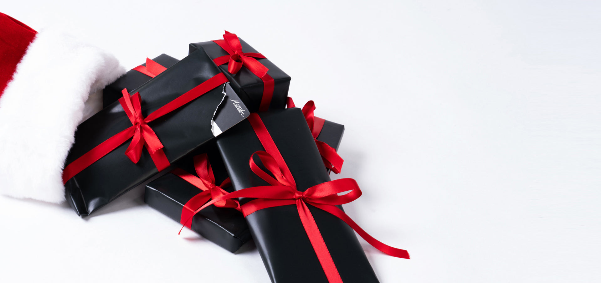 36 Travel -Friendly Gift Ideas | Gift Guide