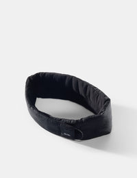 Black sleepmask 
on a white background