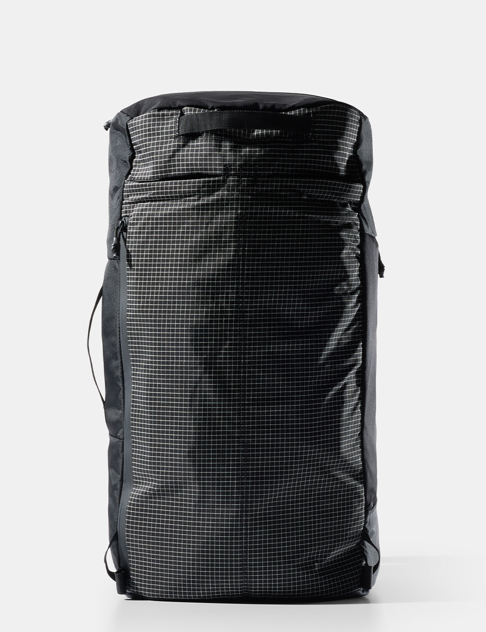 seg45 with stowed backpack straps